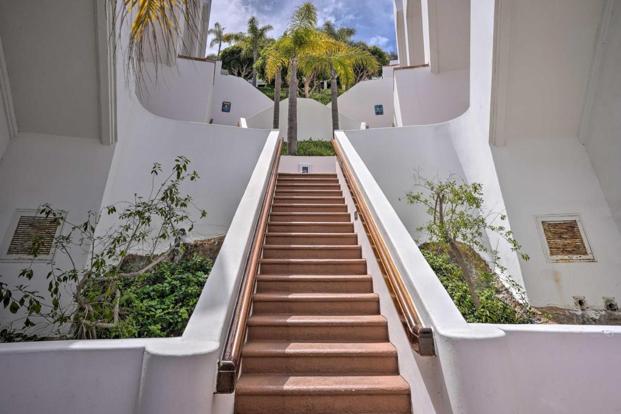 Quiet Avalon Getaway Villa With Ocean View And Balcony Exteriör bild
